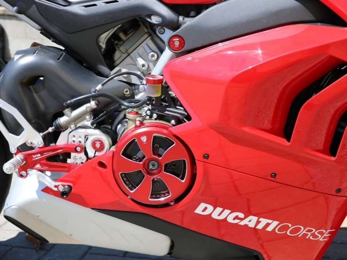 CNC Racing, CA111 - CNC RACING Ducati Panigale V4R Clutch Cover