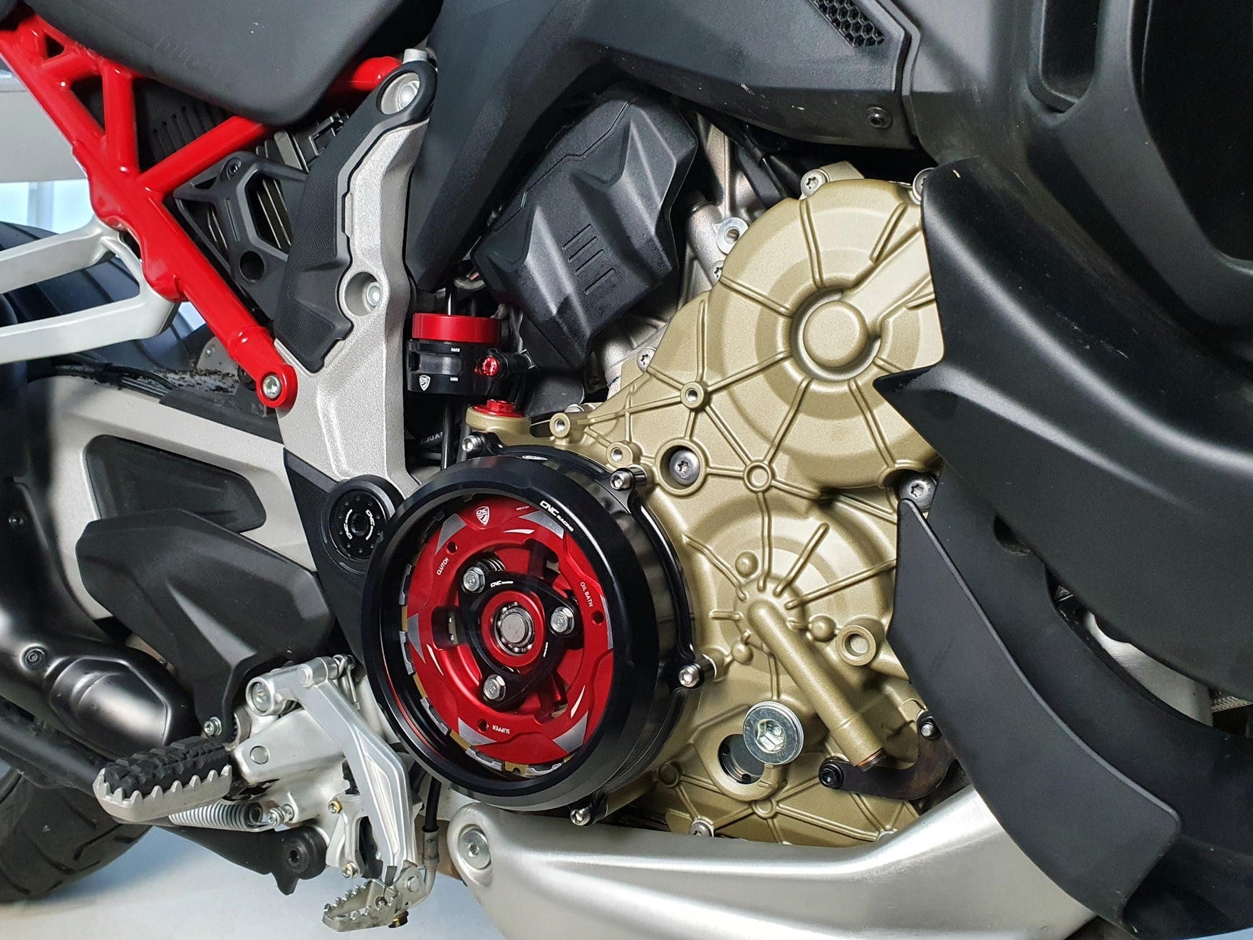 CNC Racing, CA210 - CNC RACING Ducati Multistrada V4 (2021+) Clear Clutch Cover + Conversion Kit