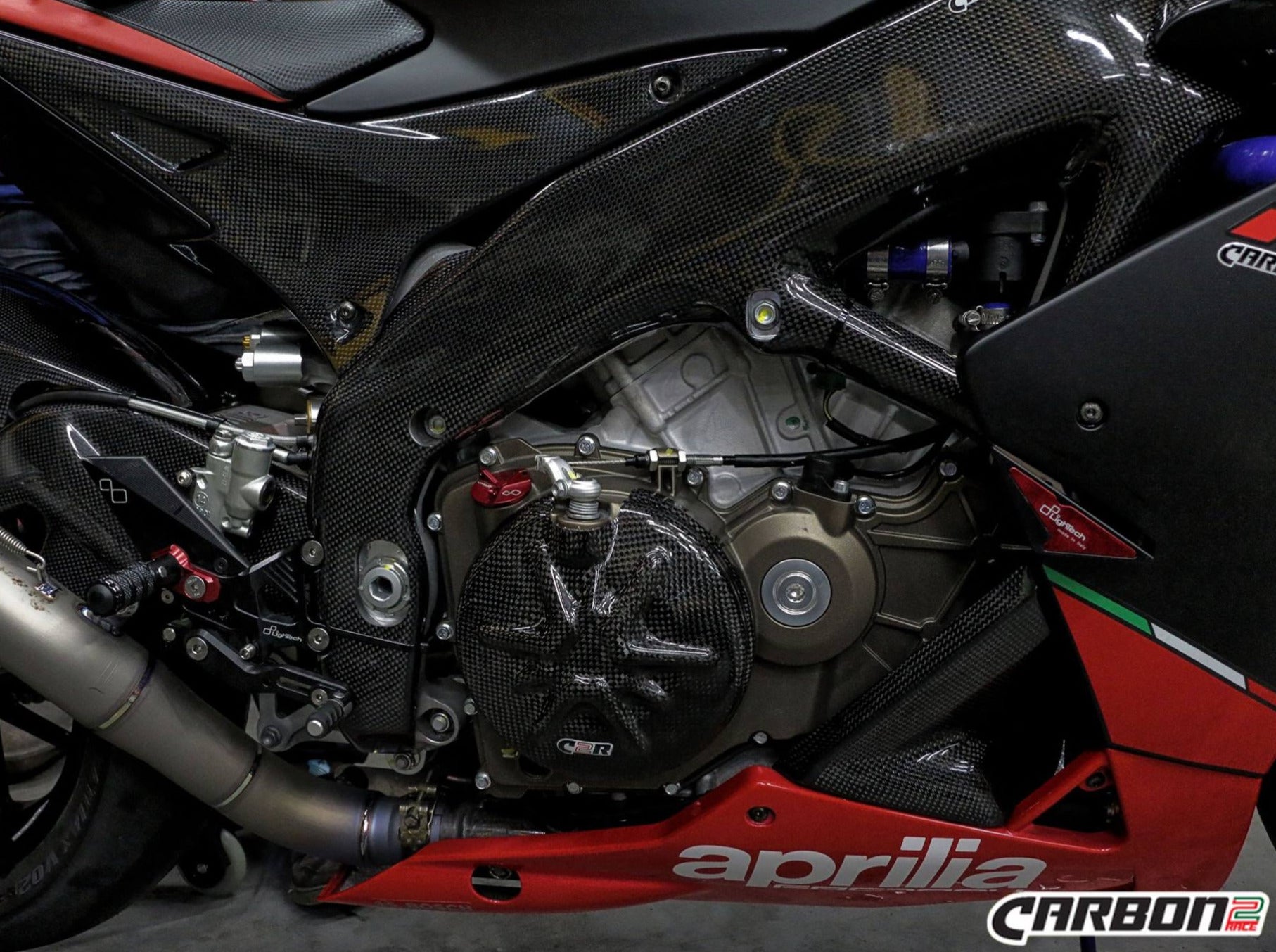 Carbon2Race, CARBON2RACE Aprilia RSV4 (09/20) Carbon Frame Covers