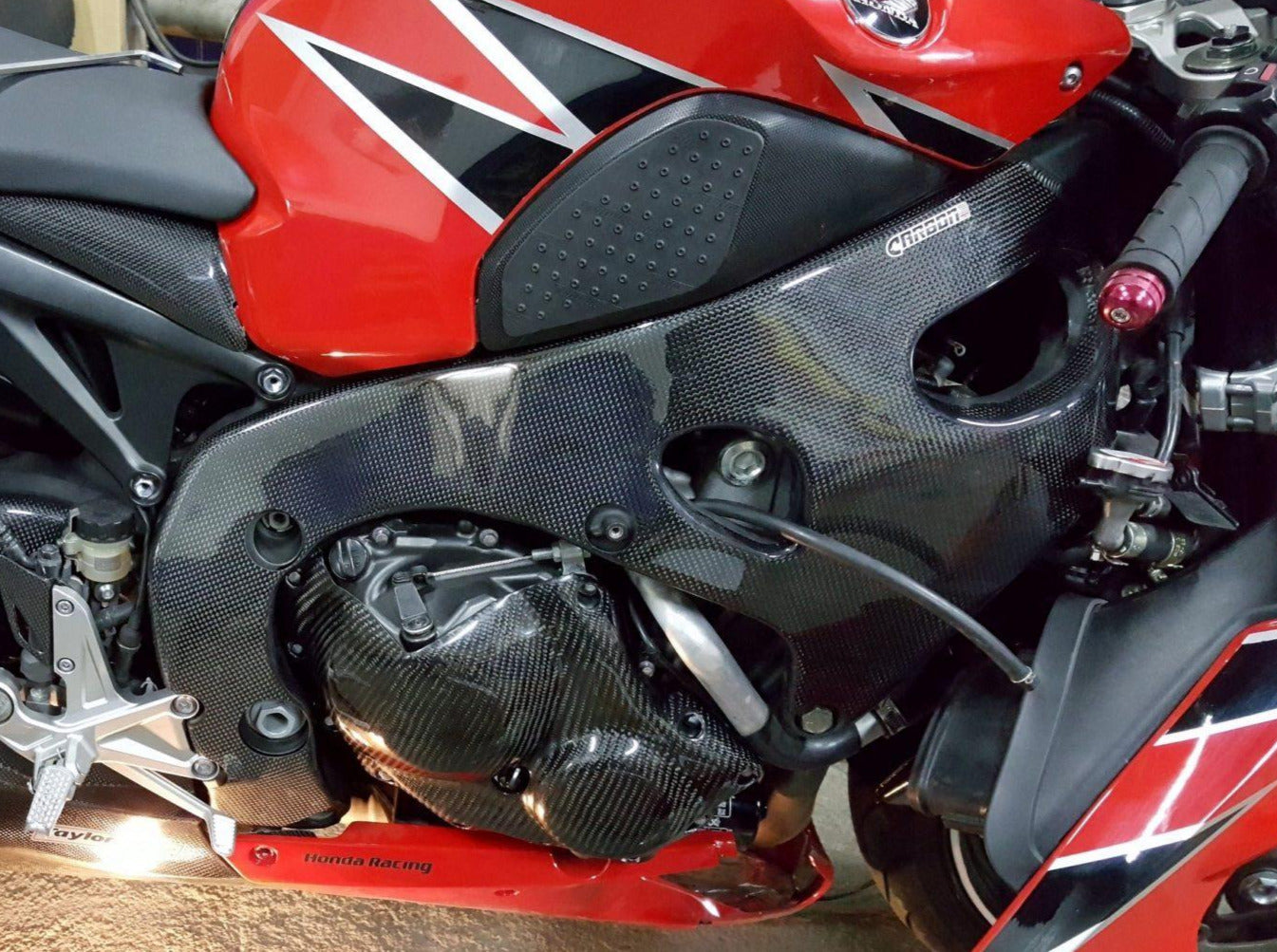 Carbon2Race, CARBON2RACE Honda CBR1000RR (08/19) Carbon Frame Covers