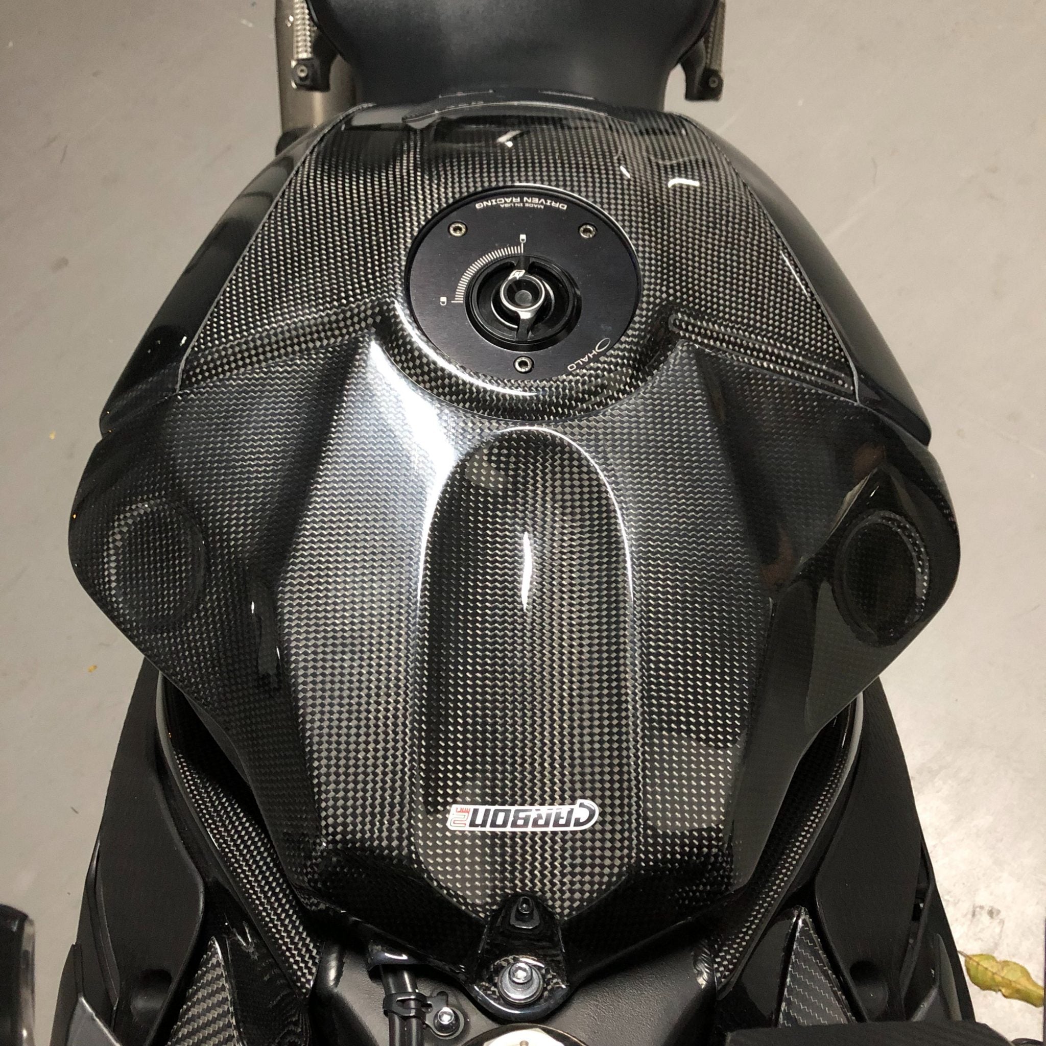 Carbon2Race, CARBON2RACE Yamaha YZF-R1 (15/...) Carbon Airbox Cover