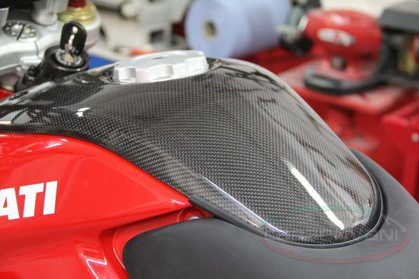 Carbonvani, CARBONVANI Ducati Hypermotard 1100 Carbon Fuel Tank Cover