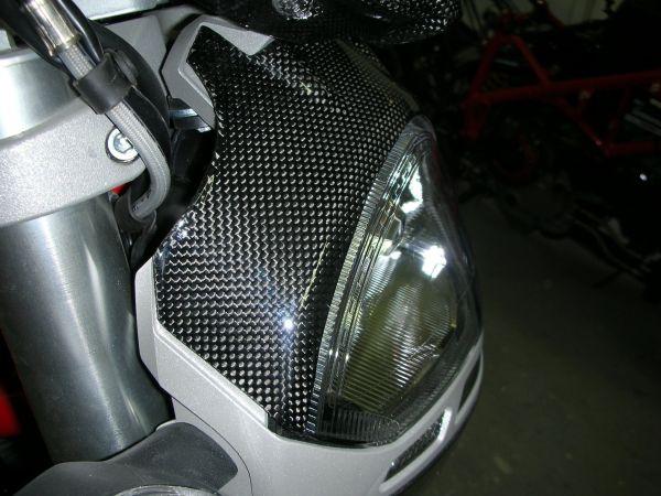 Carbonvani, CARBONVANI Ducati Monster 696/796/1100 Carbon Headlight Cover