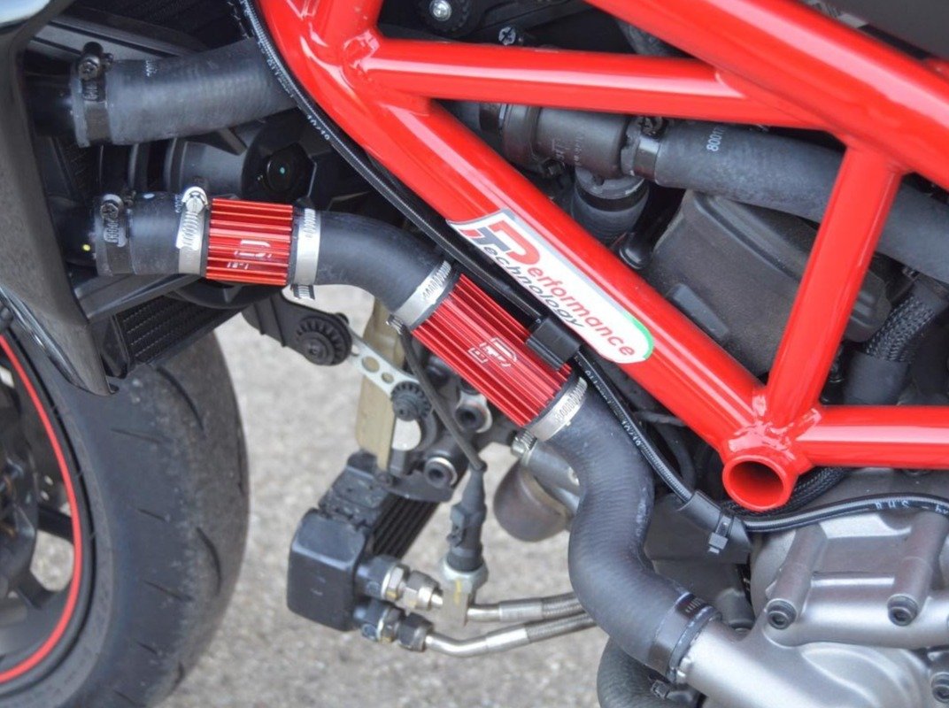 Performance Technology, DC04 - PERFORMANCE TECHNOLOGY Ducati Hypermotard 950 Line Cooler Kit