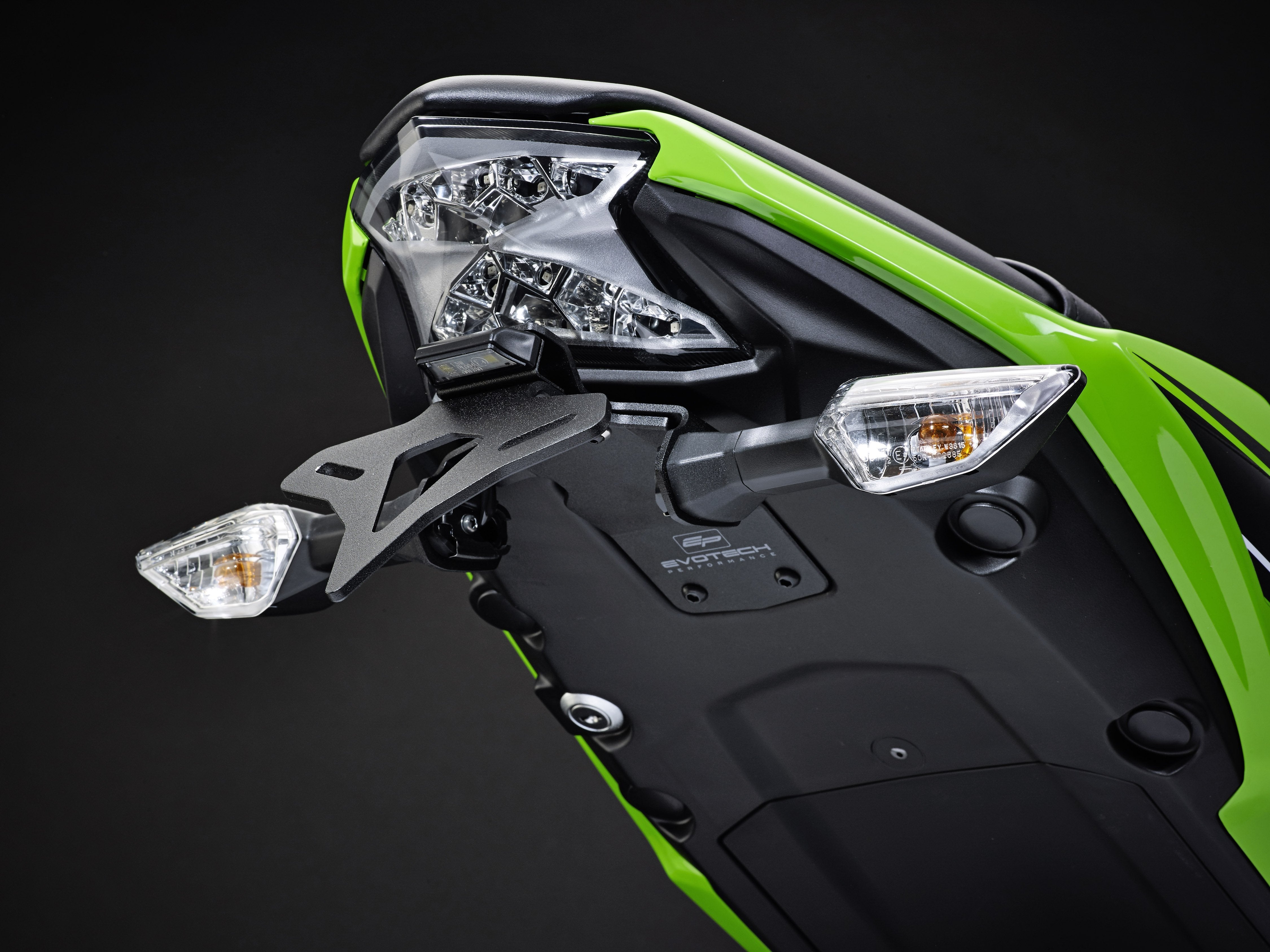 Evotech, EVOTECH Kawasaki Ninja 650 / Z650 LED Tail Tidy